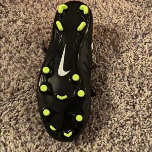 Nike Shoes - Nike JR Tiempo soccer cleat Nike Shoes - Nike JR Tiempo soccer cleat